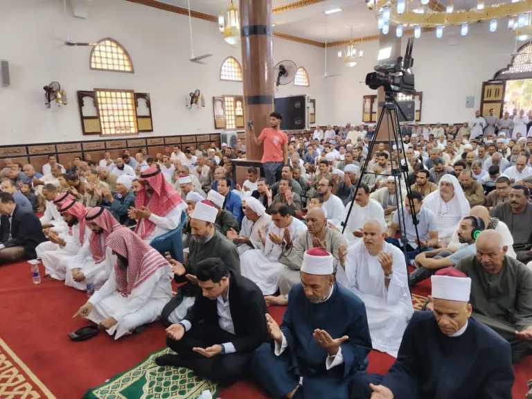 الأخبار
