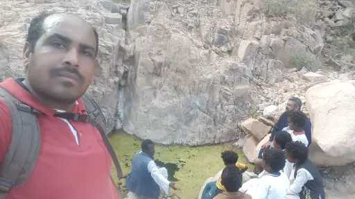 الجامعات والمدارس