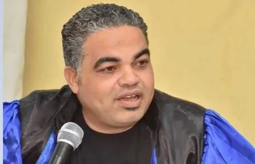 الجامعات والمدارس