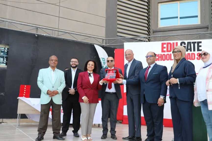 الجامعات والمدارس